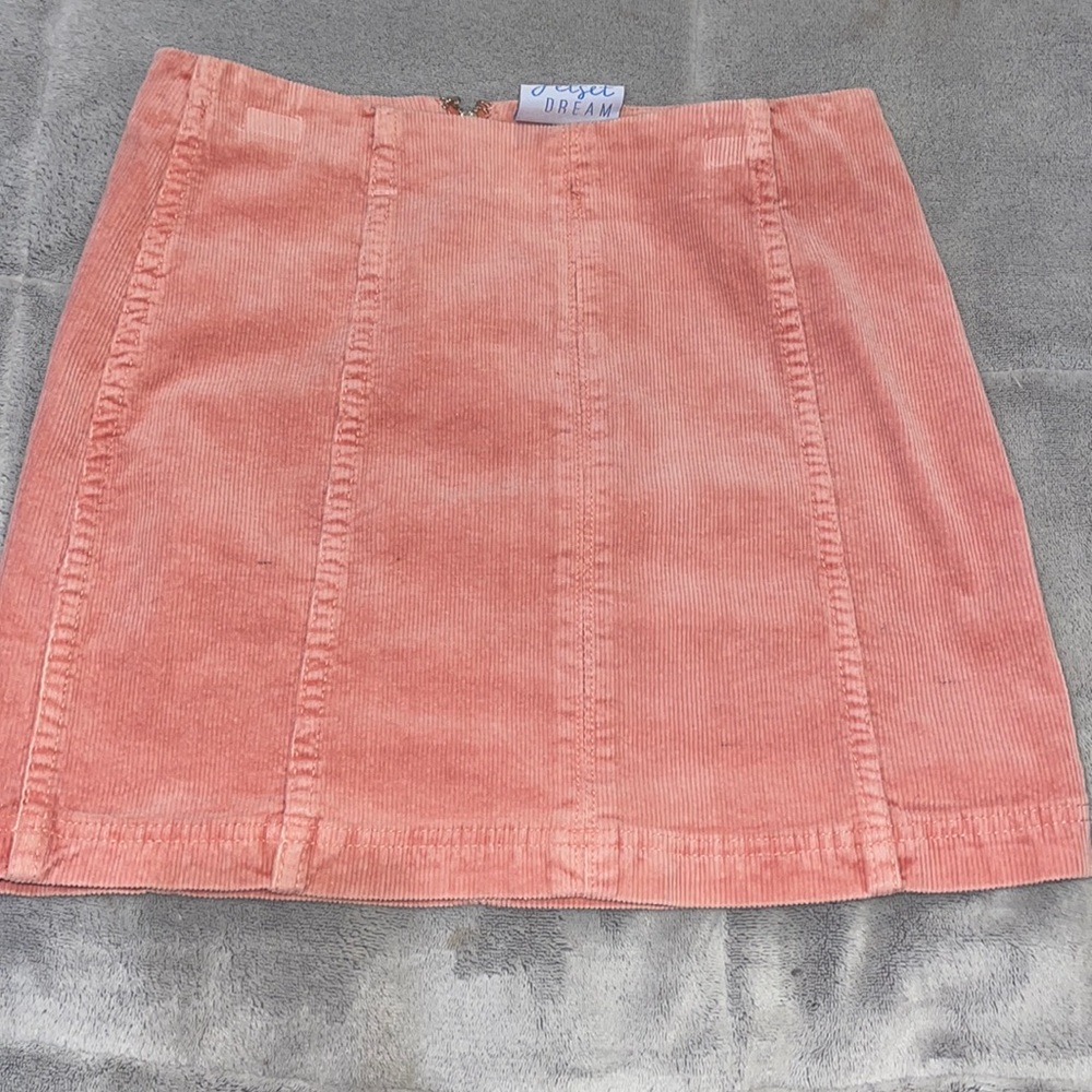 coral skirt!!